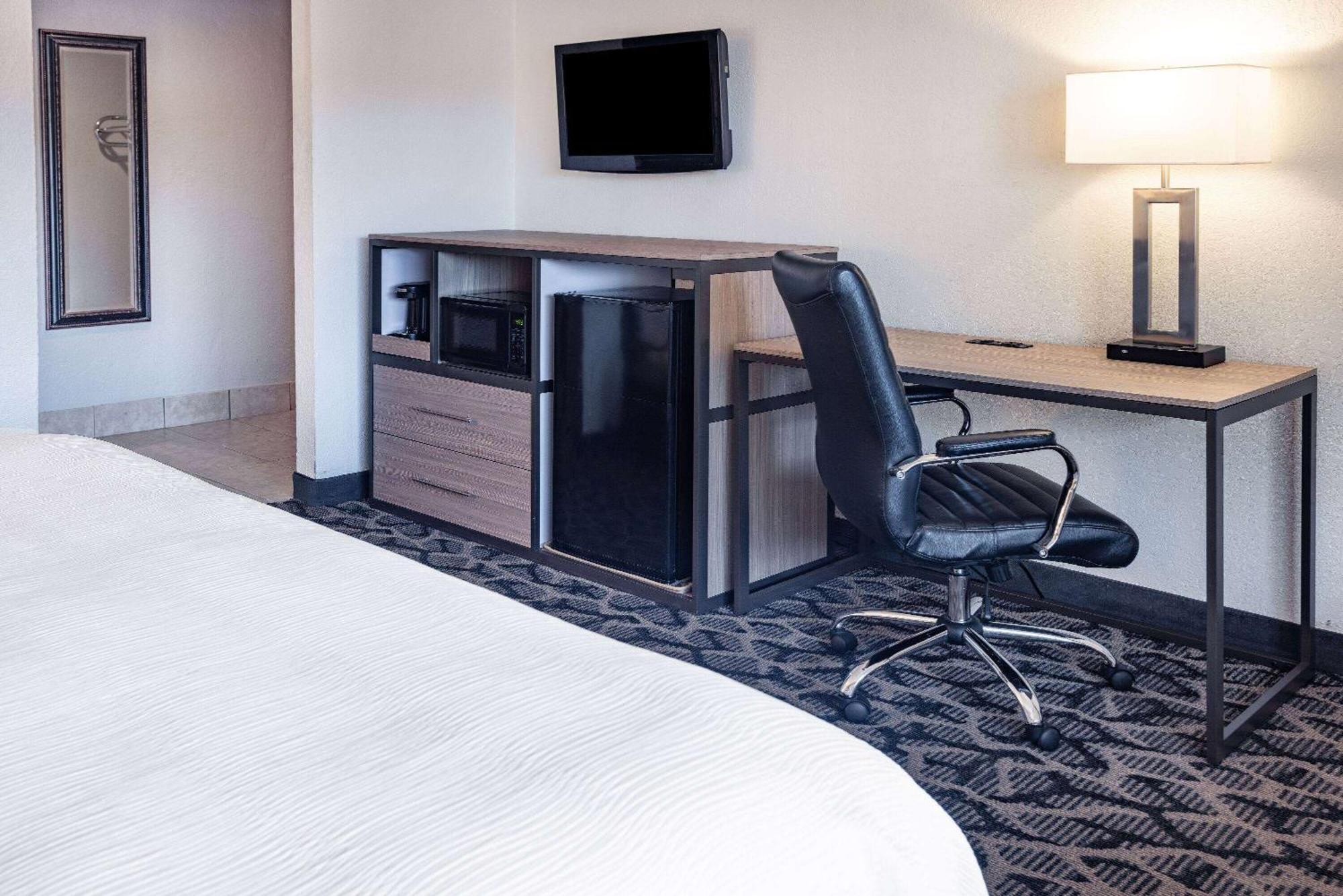 Ramada By Wyndham West Atlantic City Эгг-Харбор-Тауншип Экстерьер фото