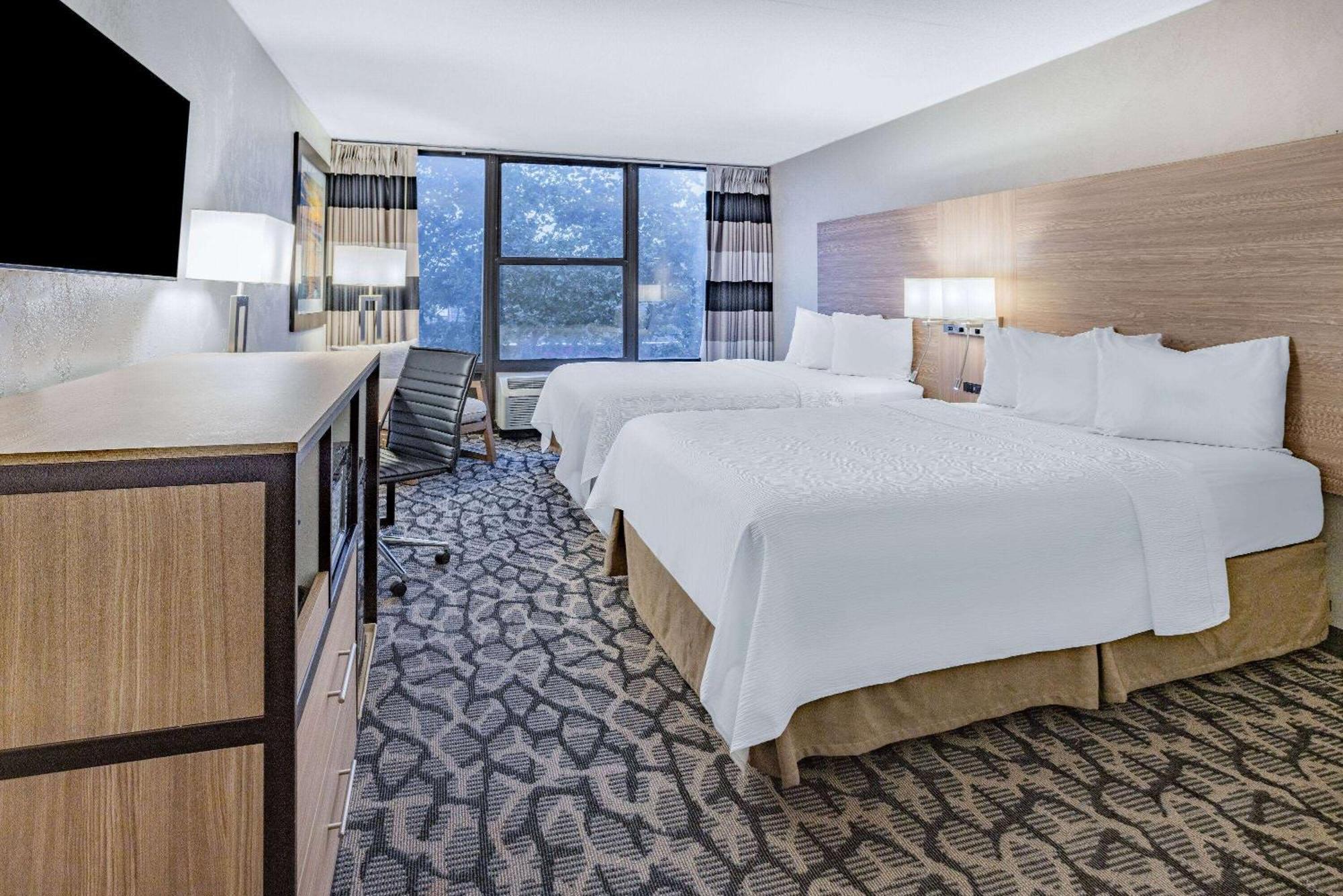 Ramada By Wyndham West Atlantic City Эгг-Харбор-Тауншип Экстерьер фото